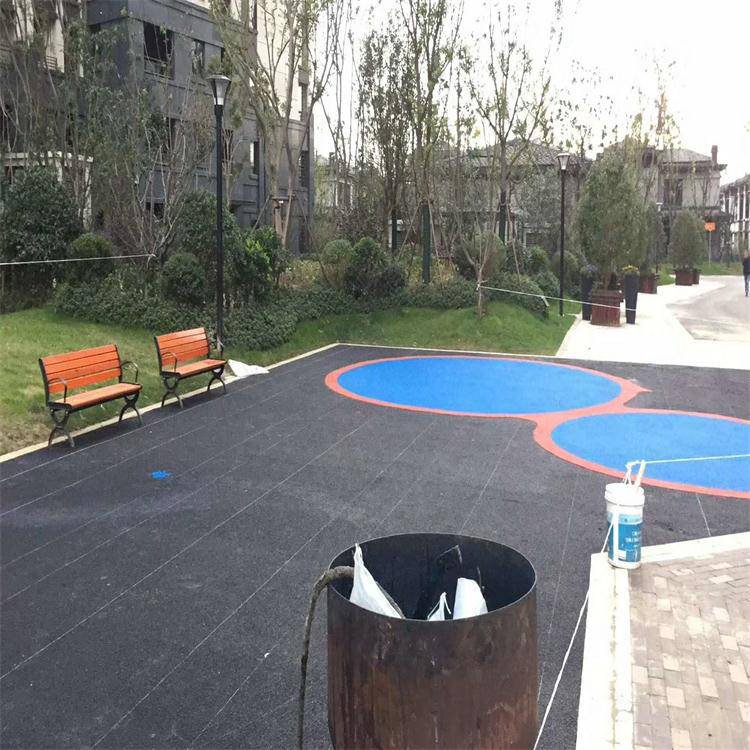 上海苏州的玩具和学校幼儿园小区公园路径EPDM塑胶地板地垫地坪跑道定制与施工(图7)